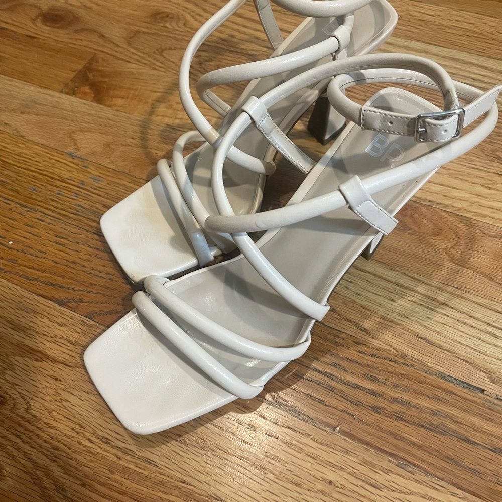 Cream Colored Heels - Picture 2 of 5